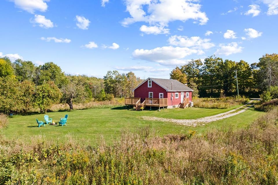 Smith Homestead Historic Country Escape House in Northern Bruce Peninsula