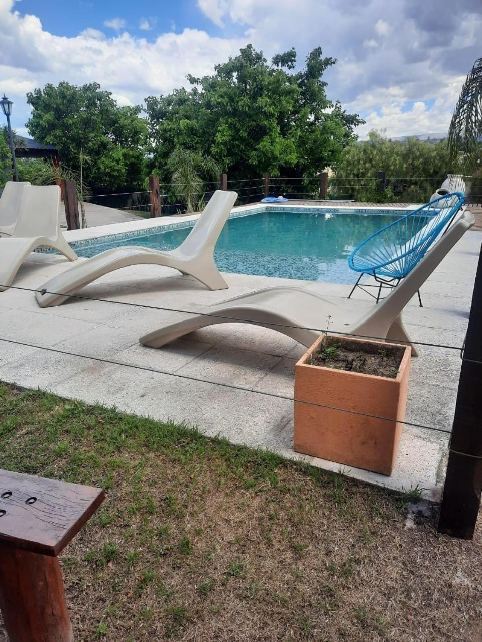 Swimming pool, sunbed