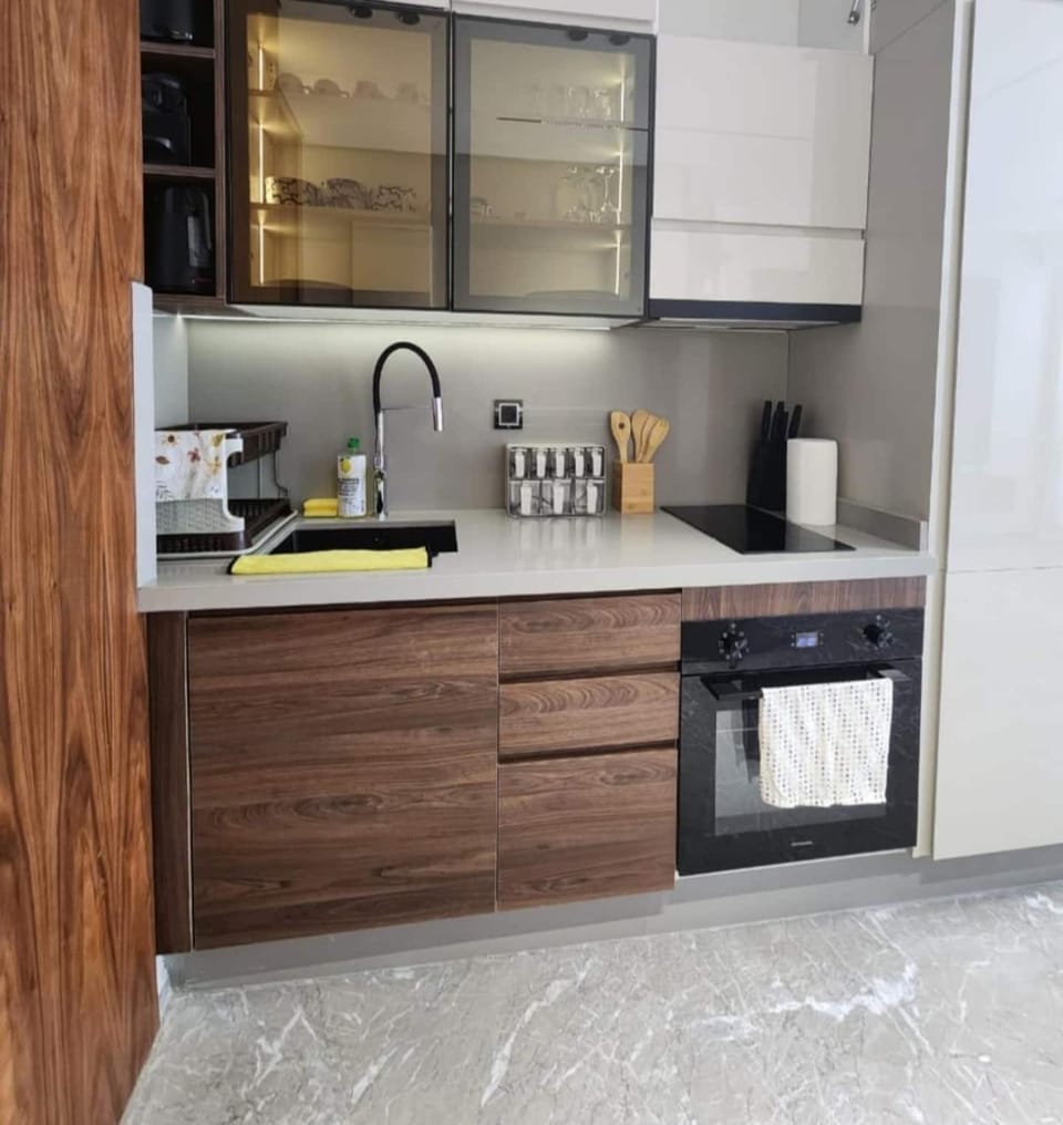 Golden Studio - Rooftop Pool 1BR Golden Triangle Apartment in Casablanca