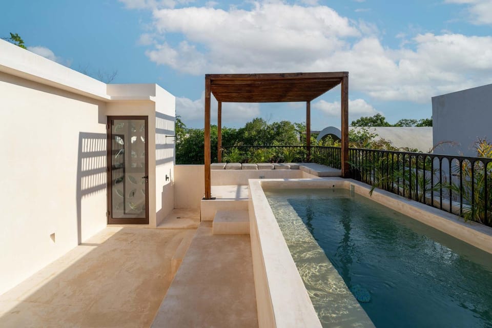 Shanti Villa - 4BR Tropical Retreat with Rooftop Pool Villa in State of Quintana Roo