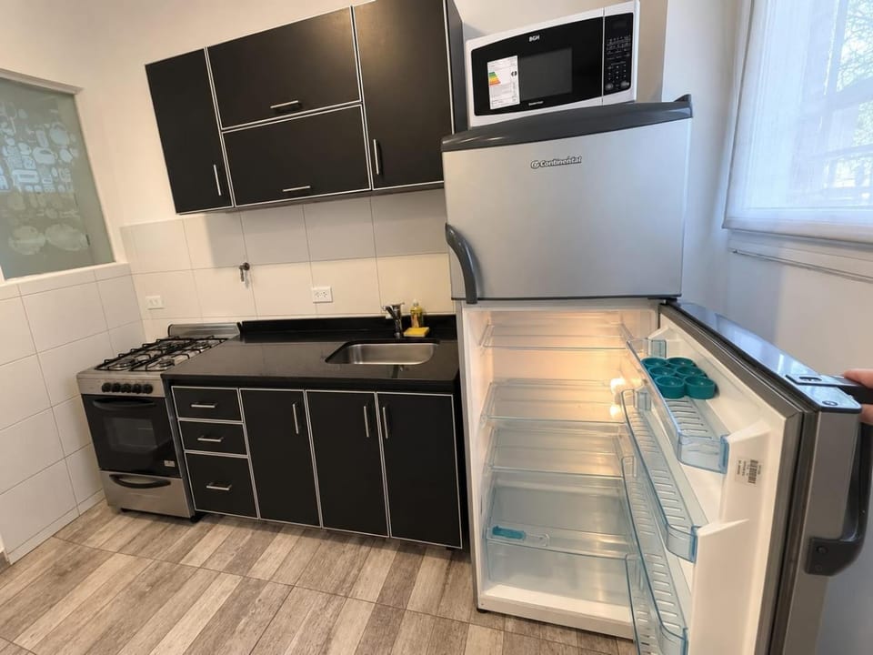 Departamentos Edificio Plaza III Apartment in Luján
