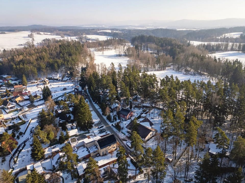 Property building, Natural landscape, Bird's eye view, Winter, Mountain view