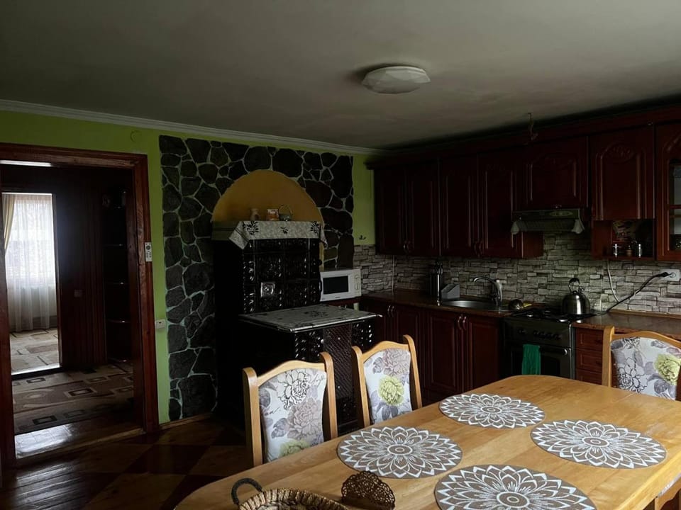Myku HILLS Apartment in Ukraine