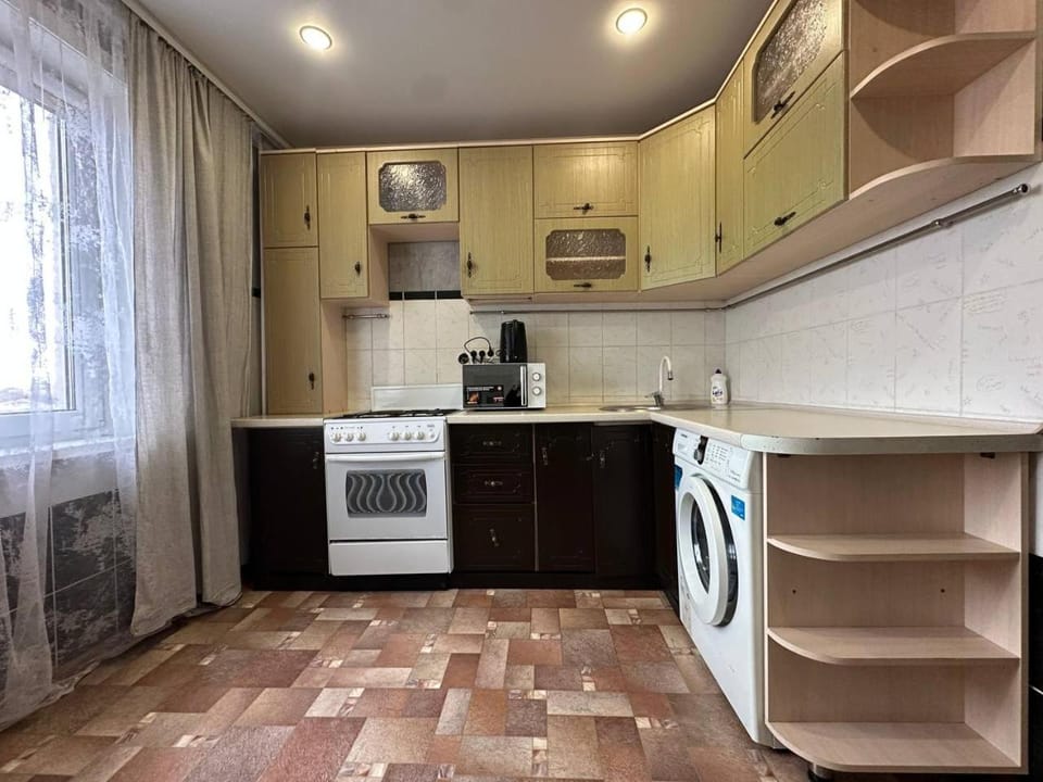 Абая 81, ТД Океан, Вокзал, Рынок Apartment in Kazakhstan