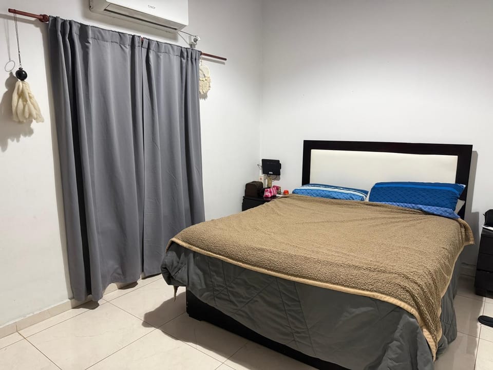 Visita papal alquilo casa a 15 cuadras aprox basilica Apartment in Luján