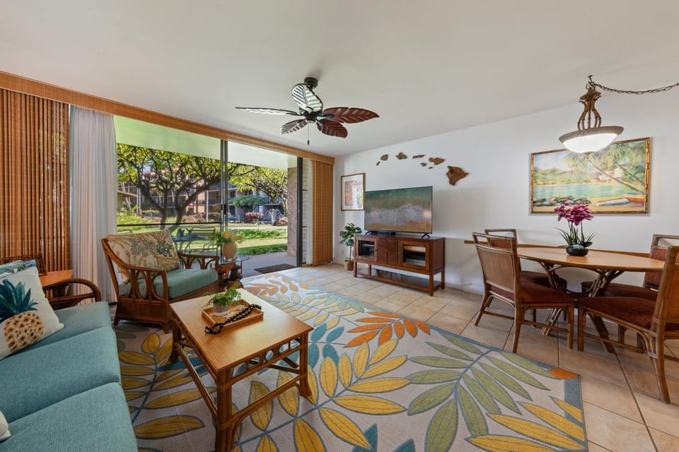 Ground-Floor 1BD, Garden Views at Oceanfront Resort Sleeps 4-Papakea D105 House in Kaanapali
