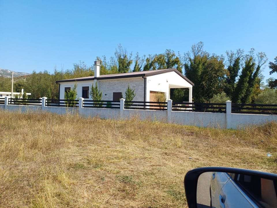 Aleksa's house Villa in Podgorica