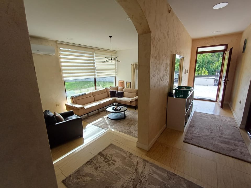 Aleksa's house Villa in Podgorica