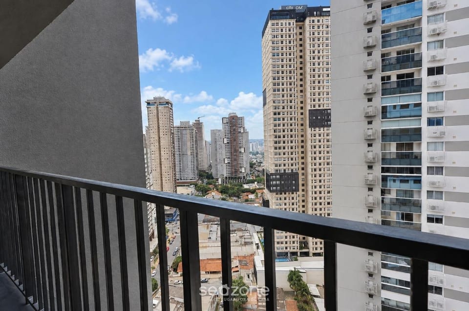 Balcony/Terrace, City view