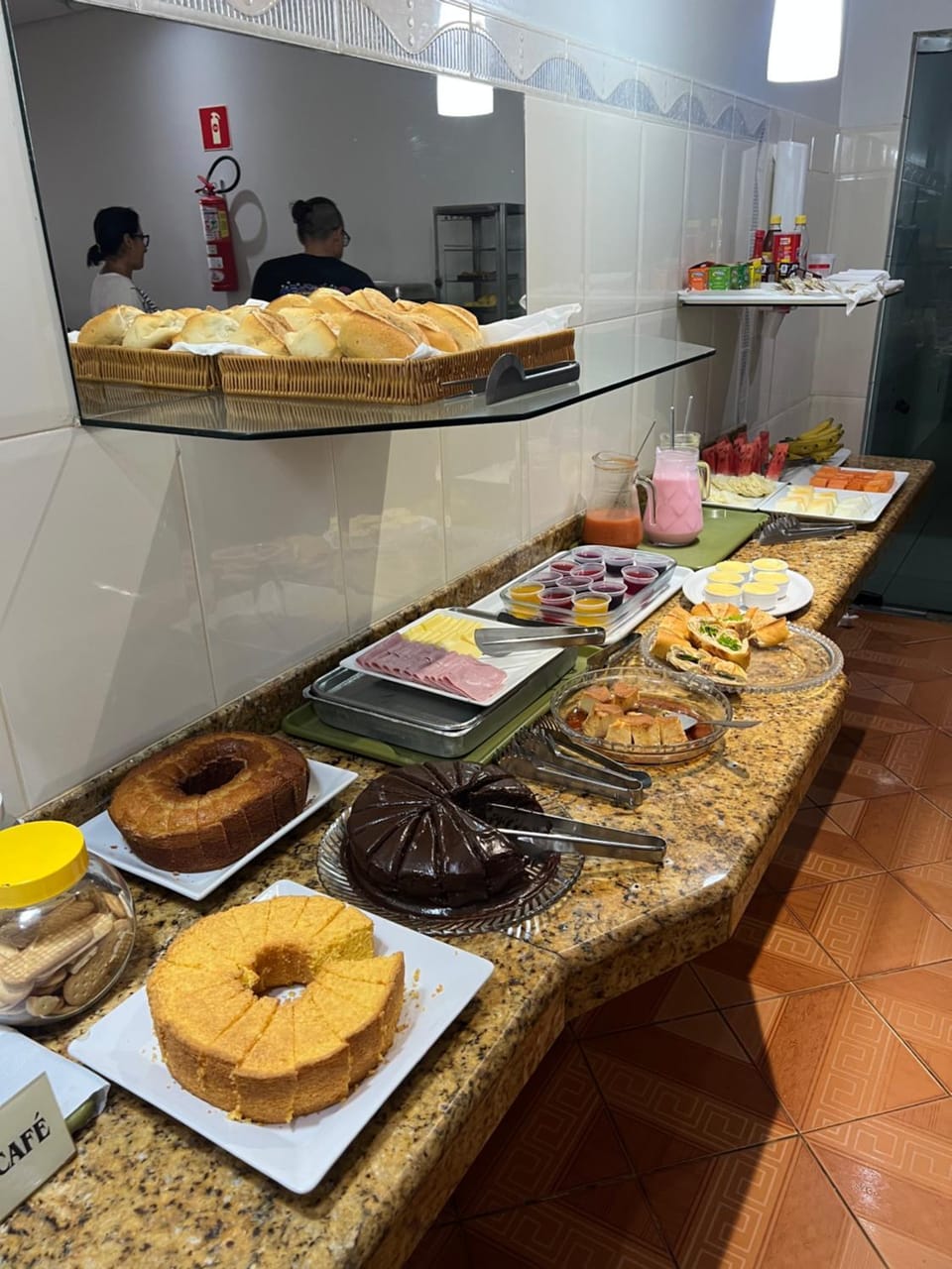 Sua casAju com café da manhã! House in Aracaju