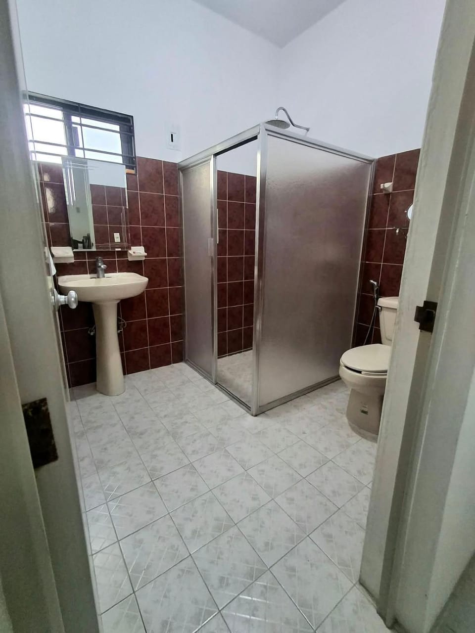 Shower, Toilet, Bathroom