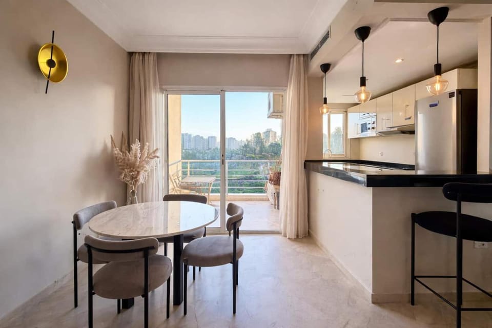 Velodrome Views - Racine 1BR with Balcony and Parking Apartment in Casablanca