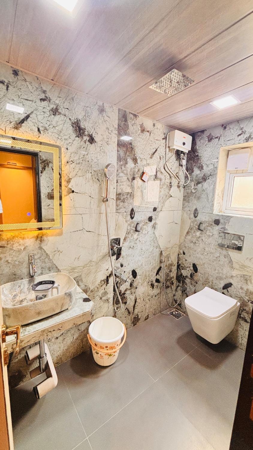 Luxury Family Stay Kharghar Navi Mumbai Apartment in Maharashtra
