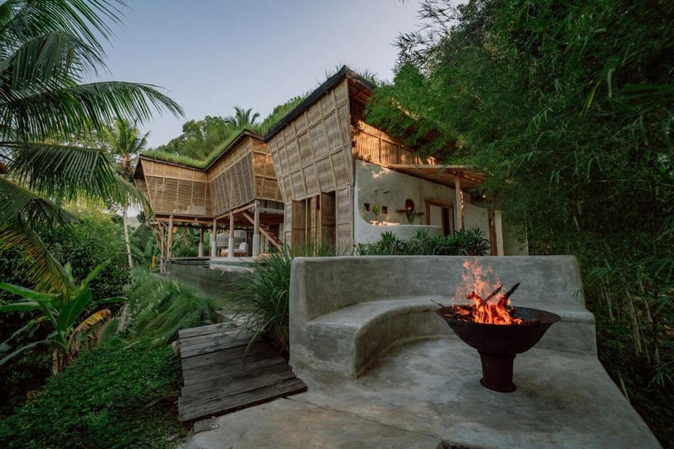 Runway Villa in Sidemen