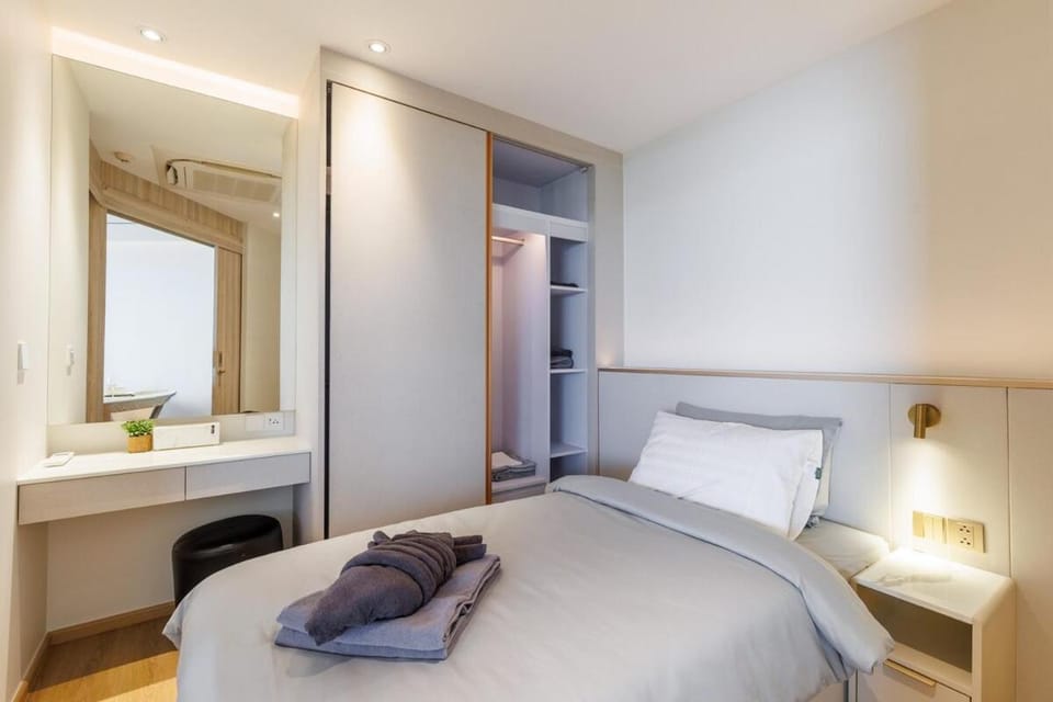 The Aqua Bang Tao - 3-Bedroom Lagoon View Residence Apartment in Choeng Thale