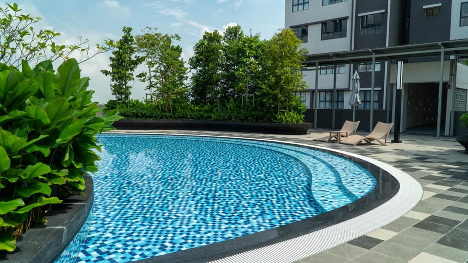 Modern 3Bedroom Suites at Arena 2 Residence Near KLIA by CityNest Apartment in Selangor, Malaysia