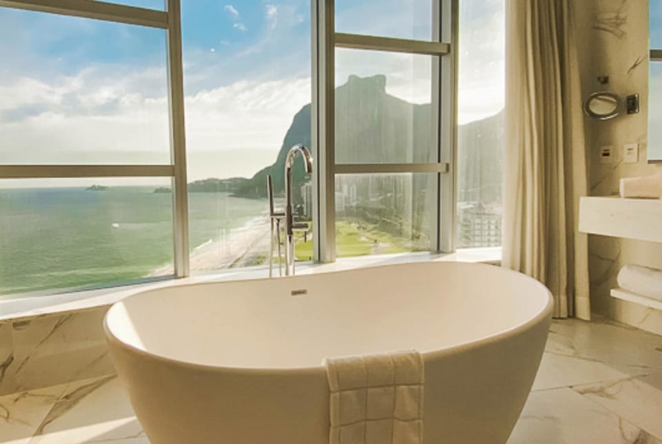 City view, Sea view, Area and facilities, Bath