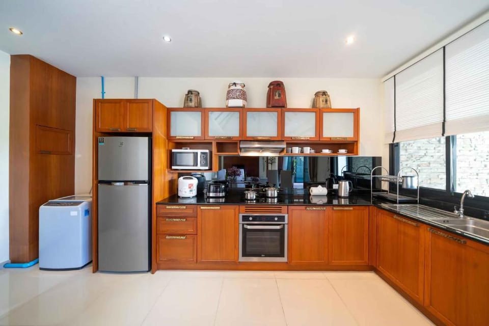 microwave, oven, stove, washing machine, kitchen