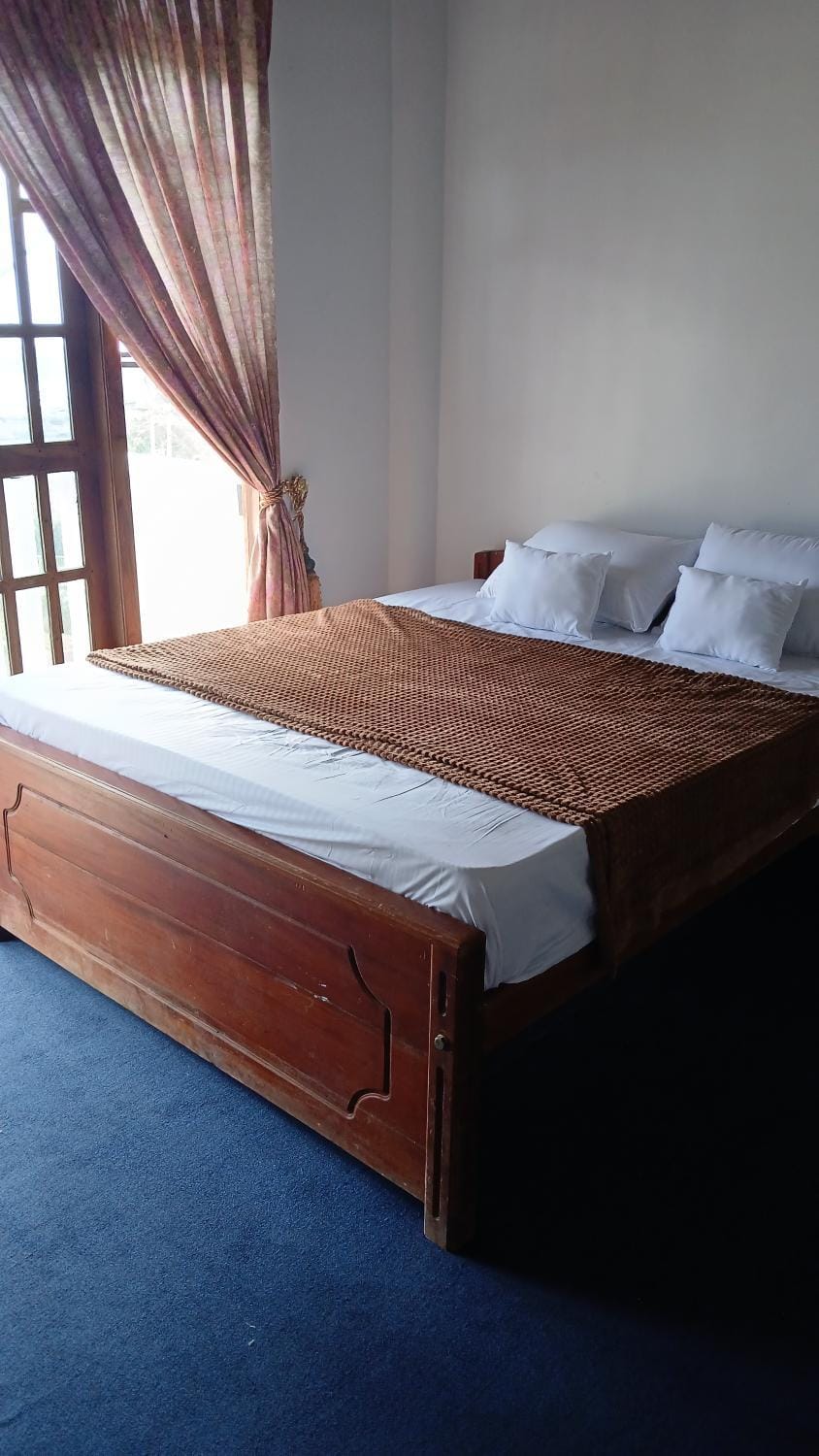 Whitelilybunglow Bed and Breakfast in Nuwara Eliya
