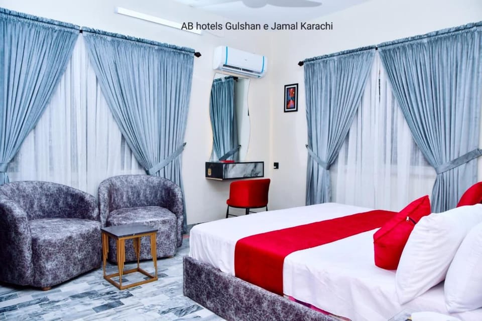 Guest House Bed and Breakfast in Karachi