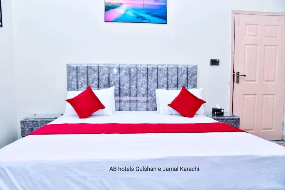 Guest House Bed and Breakfast in Karachi