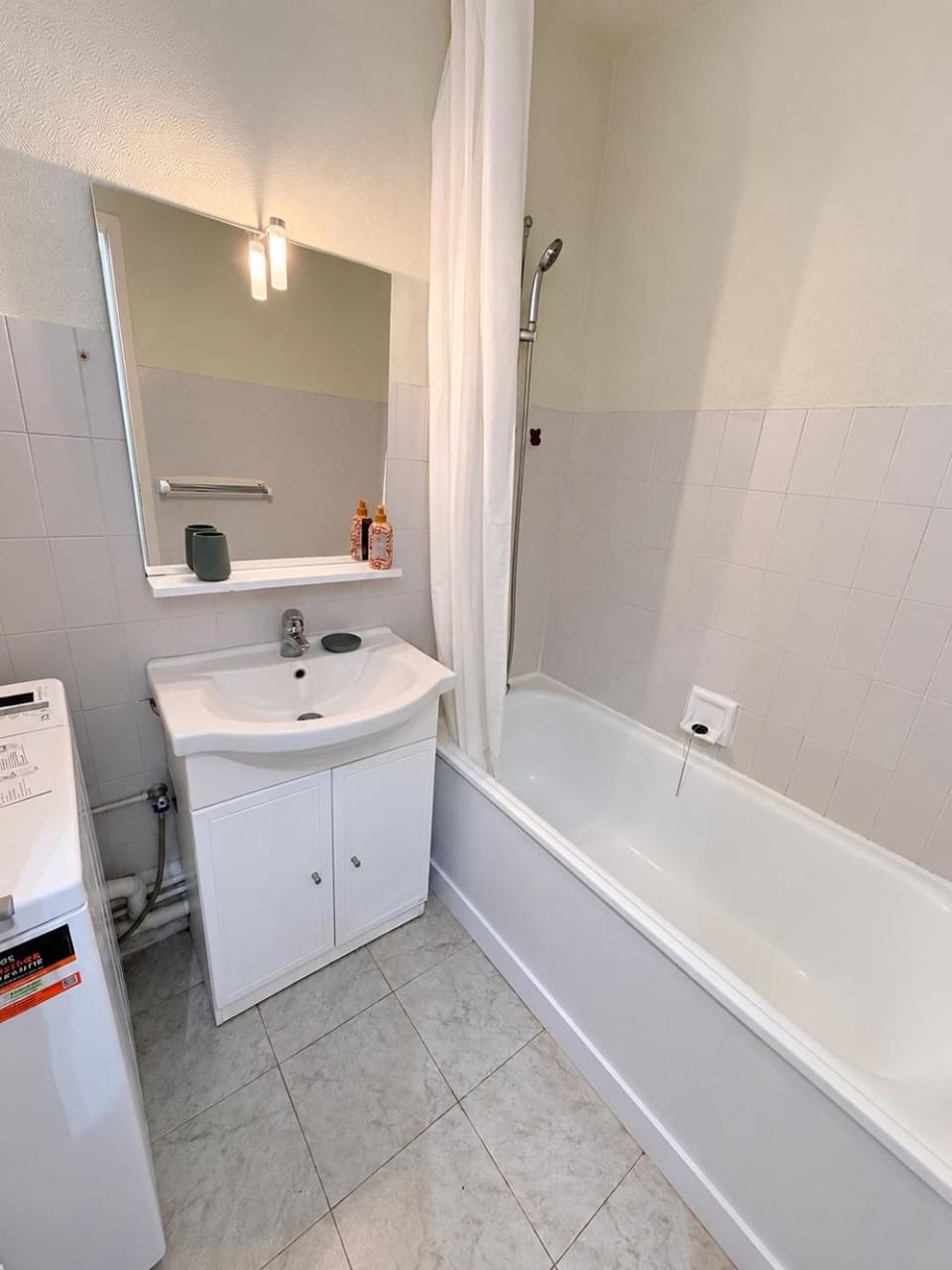 Le Petit Nid de Pessac balcon et parking Apartment in Mérignac