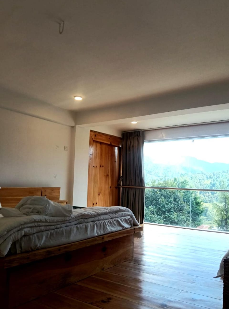 Natural landscape, Photo of the whole room, Bedroom