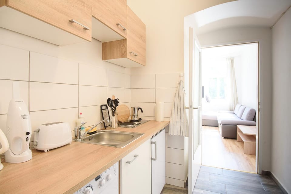 Coffee/tea facilities, Kitchen or kitchenette