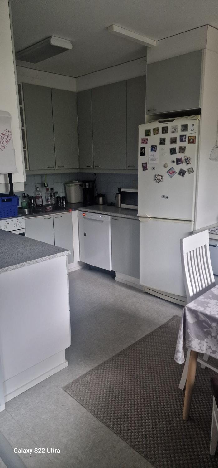 Kolmio lasitetulla parvekkeella Apartment in Finland
