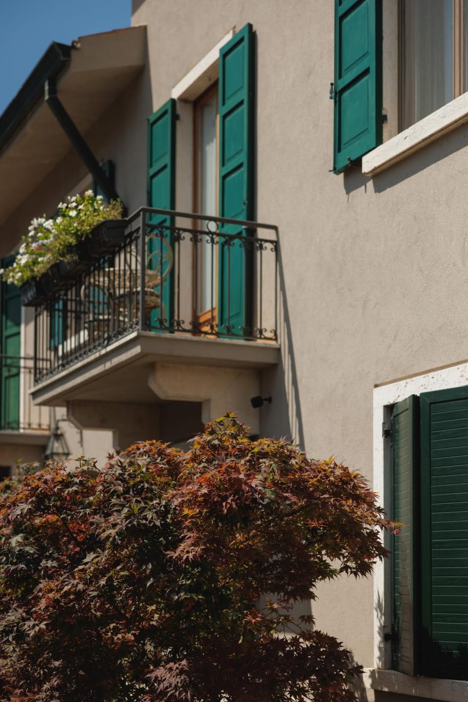 Property building, Balcony/Terrace