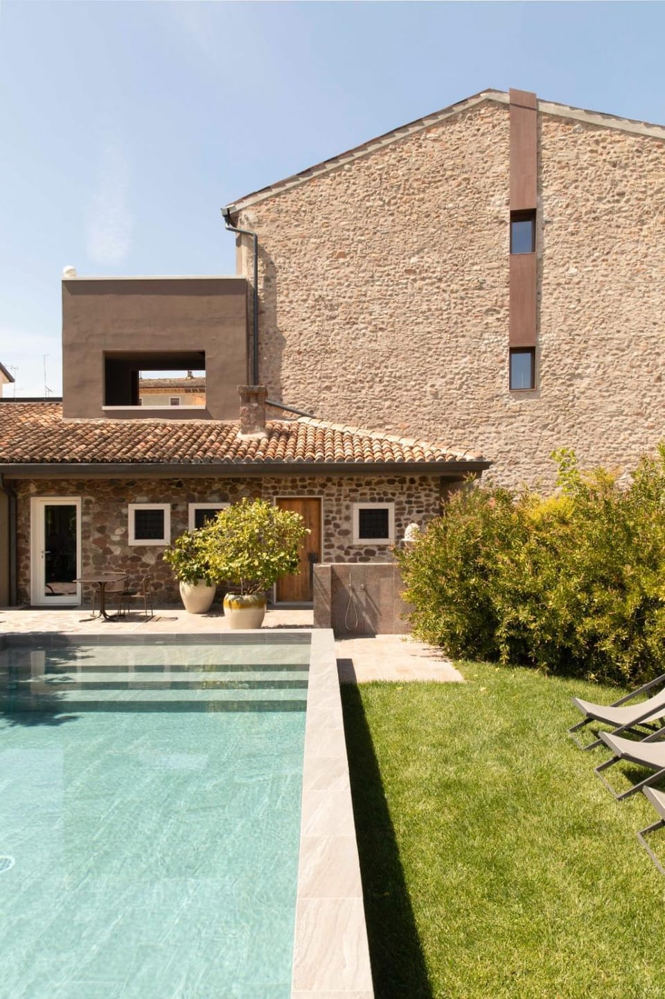 Property building, Swimming pool