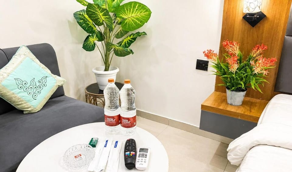 The Suites Inn Studios Apartment in Lucknow