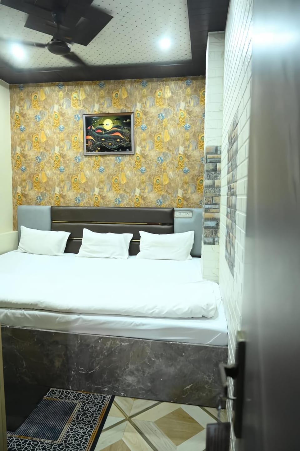 Shri Gopinath Guest House Bed and Breakfast in Varanasi