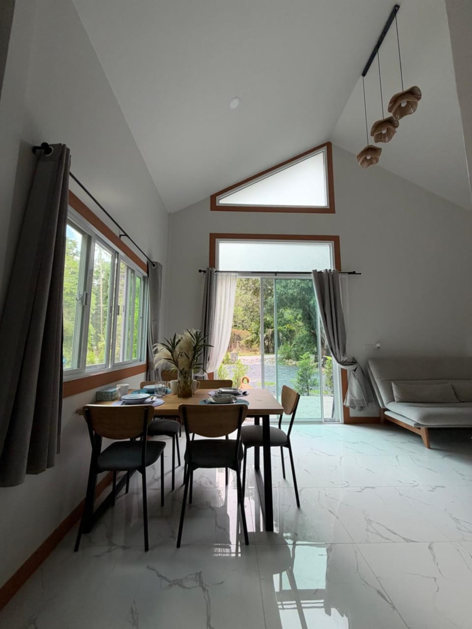 2 Moderne Ferienhäuser House in Ban Tai