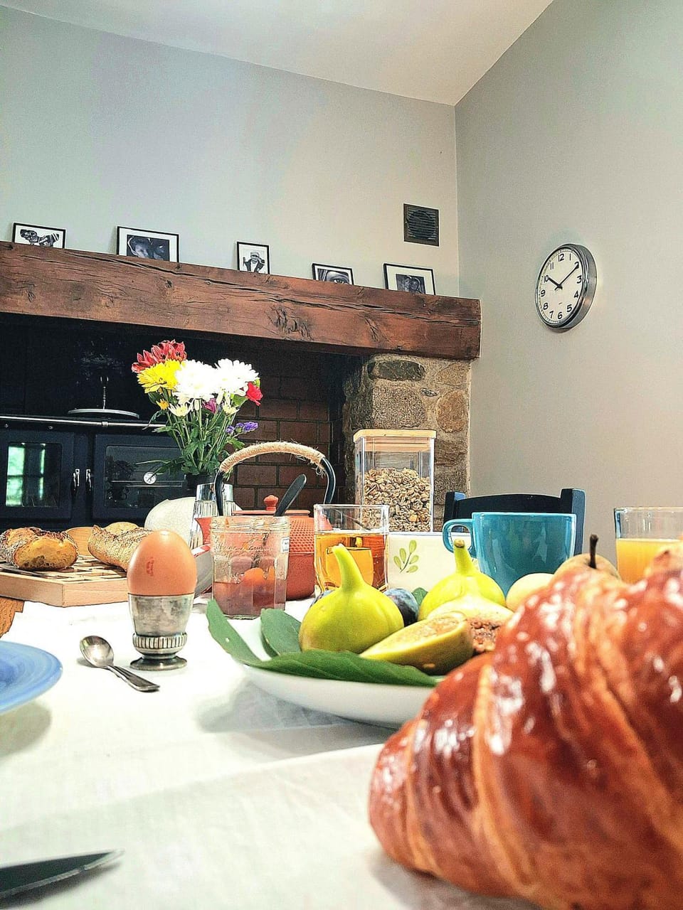 Kitchen or kitchenette, Breakfast, Continental breakfast