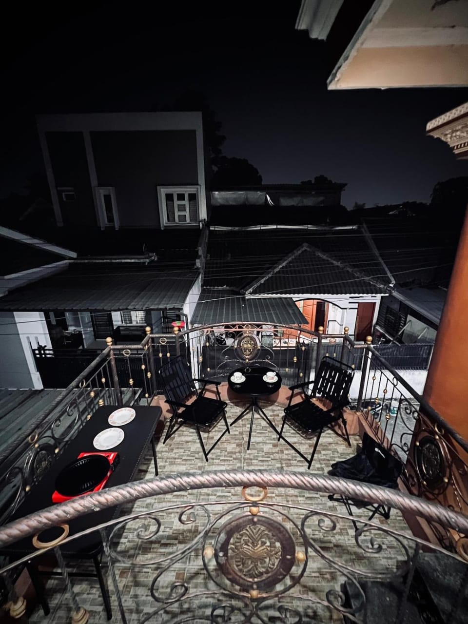 Patio, Night, BBQ facilities, Balcony/Terrace, Seating area