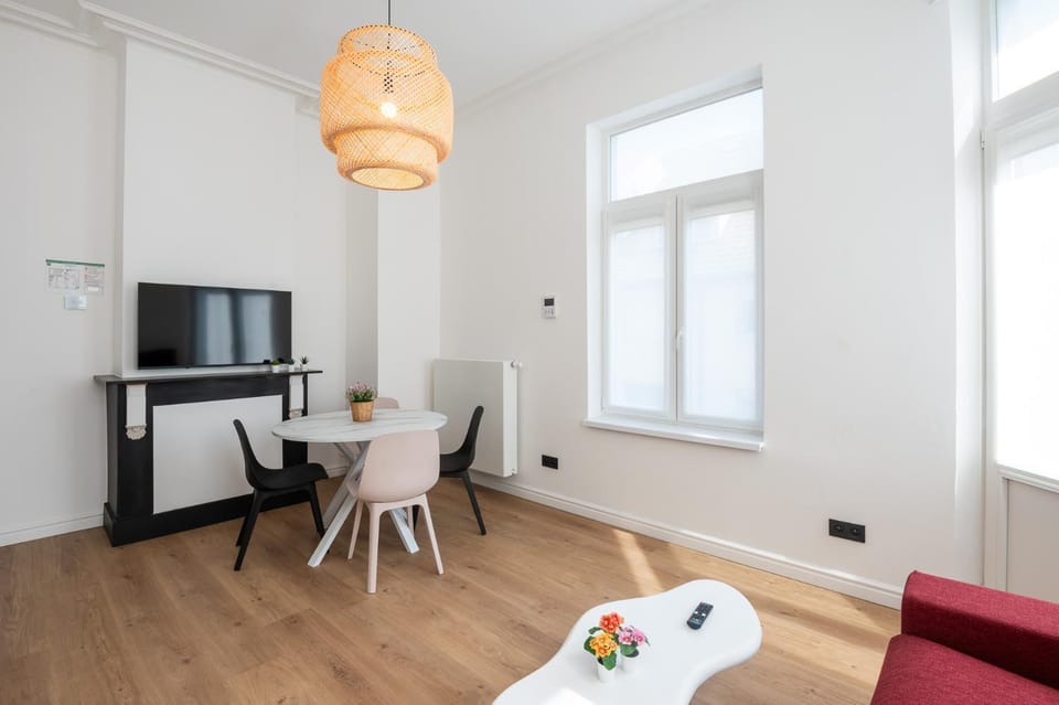 Stylish Newly Renovated Apartment for Two Apartment in Ostend