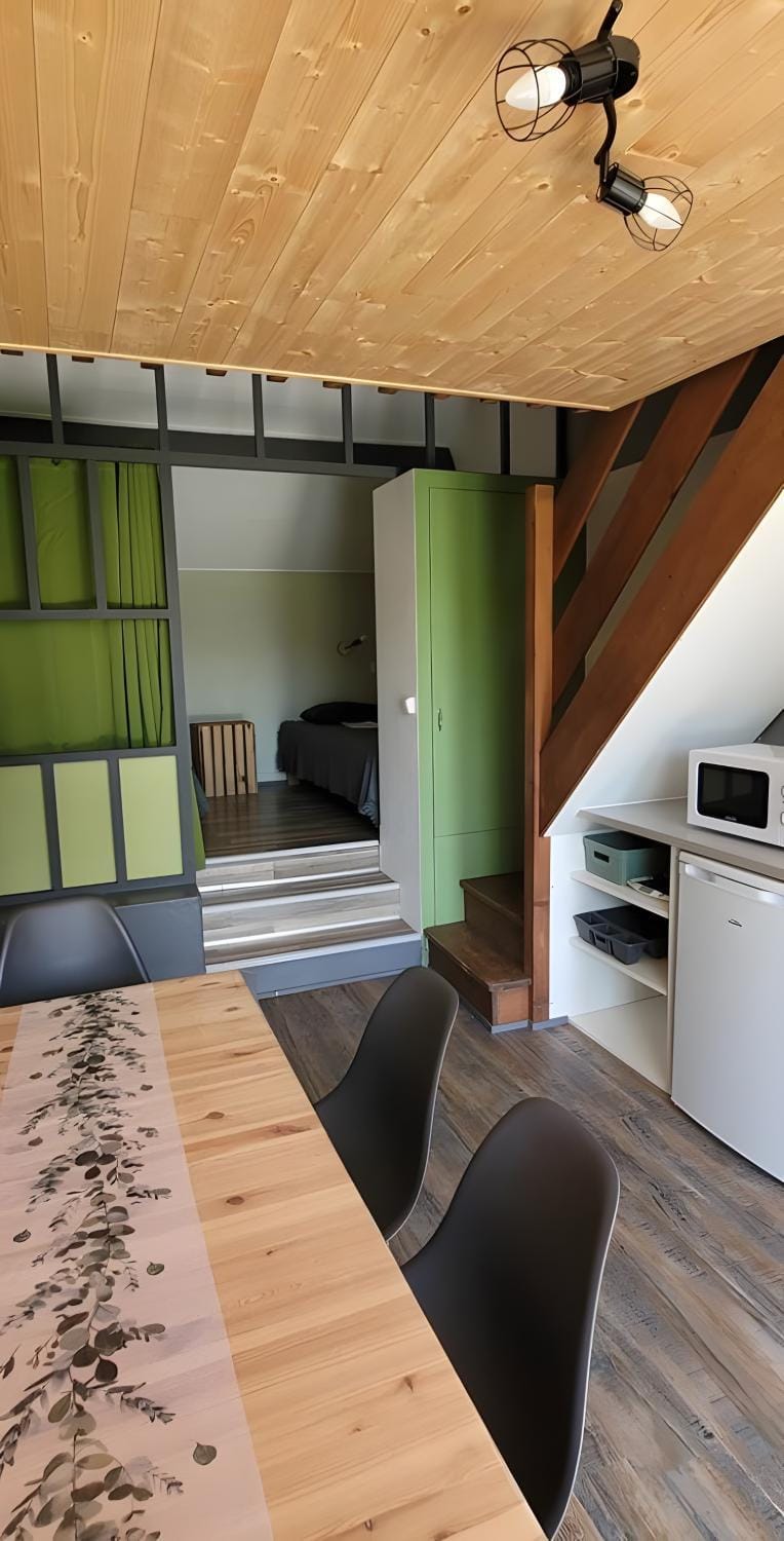Le petit gite l'étang des portes Country House in Nouvelle-Aquitaine