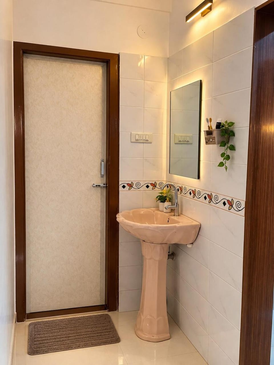 Nivora Stay by Diamond Living Apartment in Maharashtra
