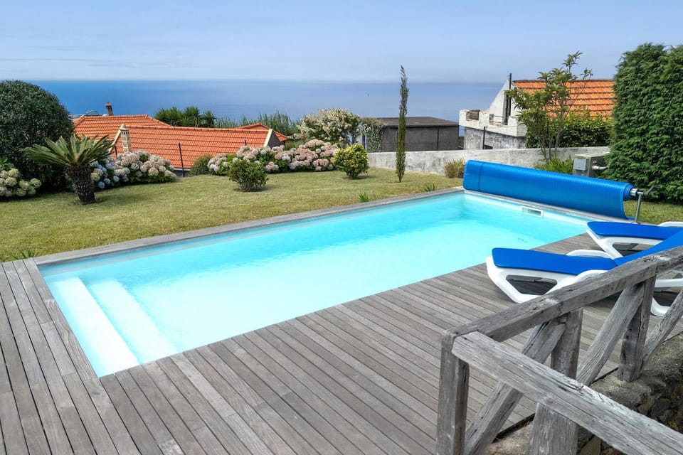 Garden, Swimming pool
