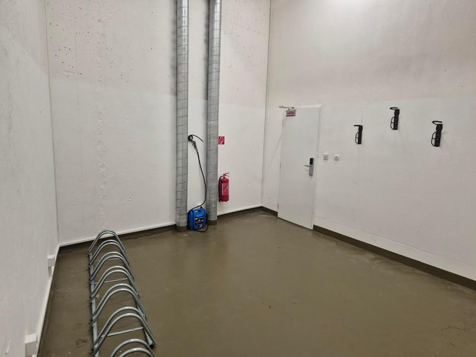 Cycling, storage