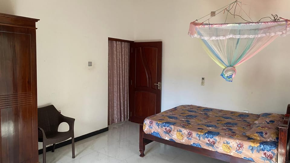 Sunshine Stay Bed and Breakfast in Galle