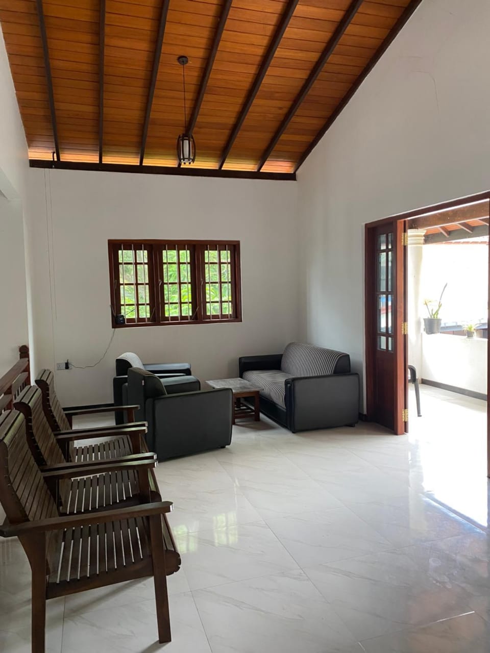 Sunshine Stay Bed and Breakfast in Galle
