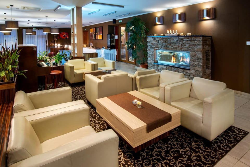 Lounge or bar