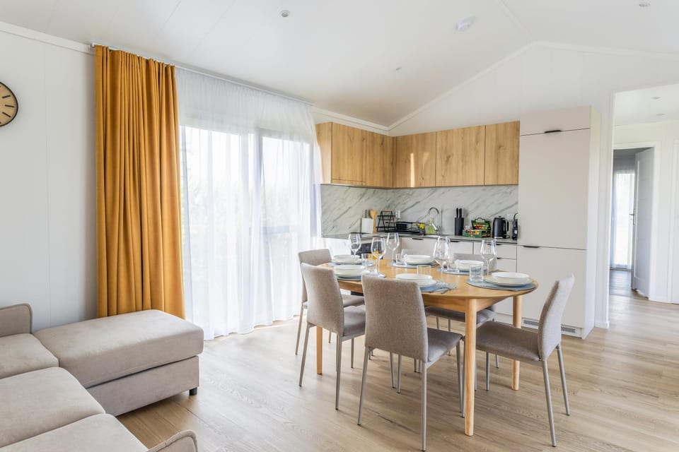Kitchen or kitchenette, Living room, Dining area, kitchen