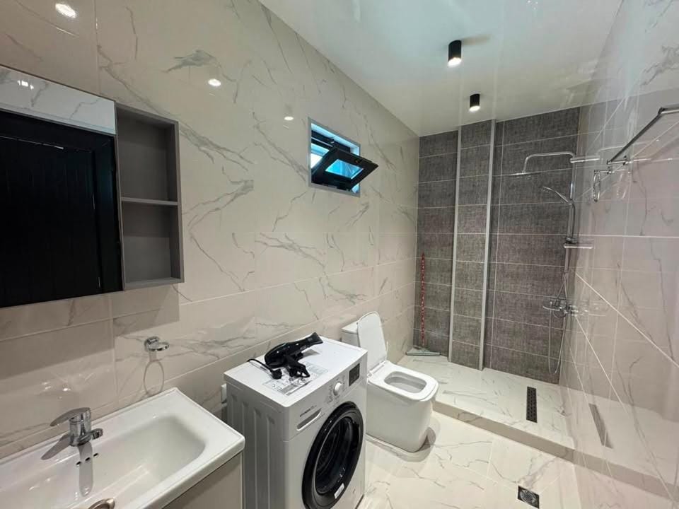 Shower, Bath, washing machine