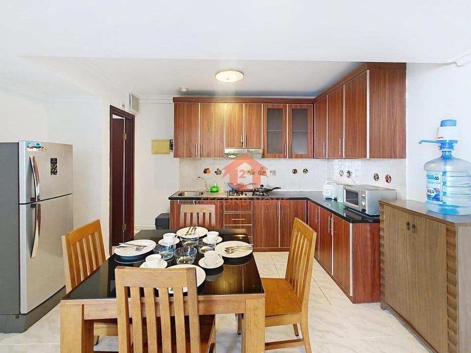 Cozy 2BR Rasuna Apt Kuningan pool & Wifi Apartment in South Jakarta City