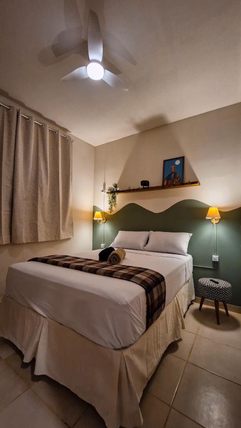 Apto de 2 Quartos com Projetores e Vaga no Centro Apartment in State of São Paulo