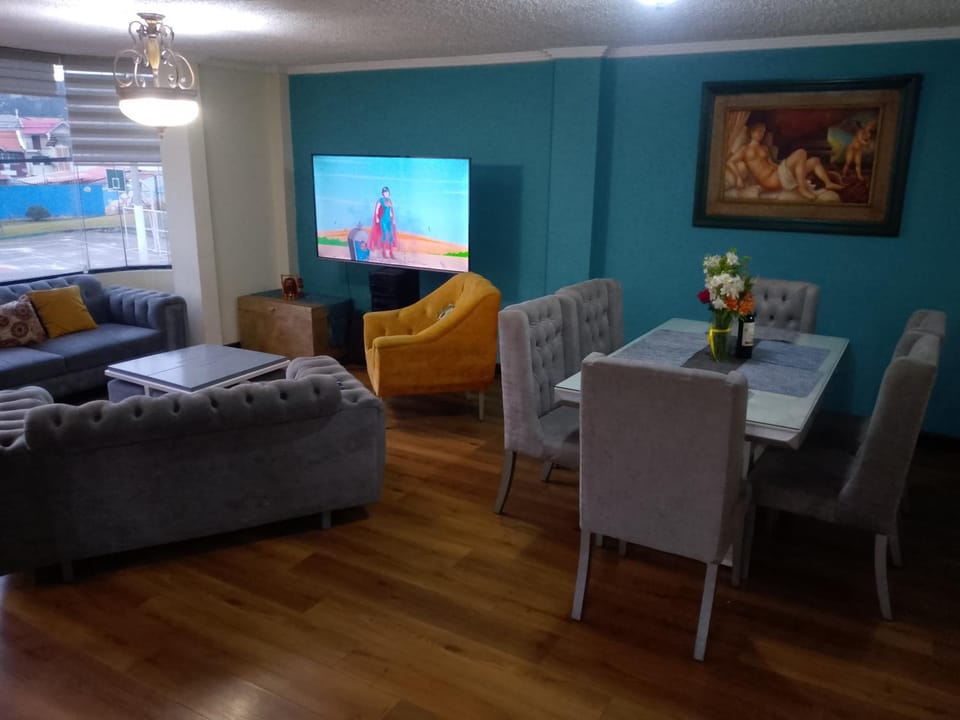 Divino departamento para grupo familiar en el centro histórico de Cuenca Apartment in Cuenca