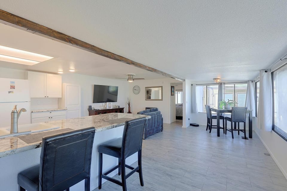 Pool & River Access! Rainbo Beach Resort Getaway House in Mohave Valley